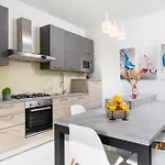 Aria Pula